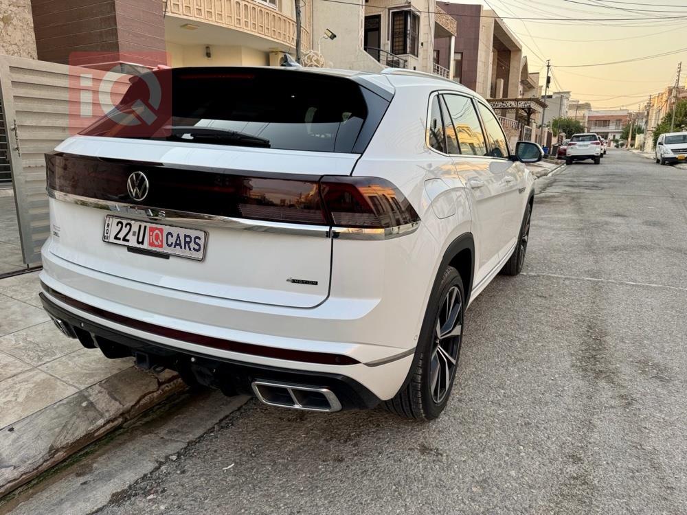 فولكسفاغن أطلس كروس سبورت